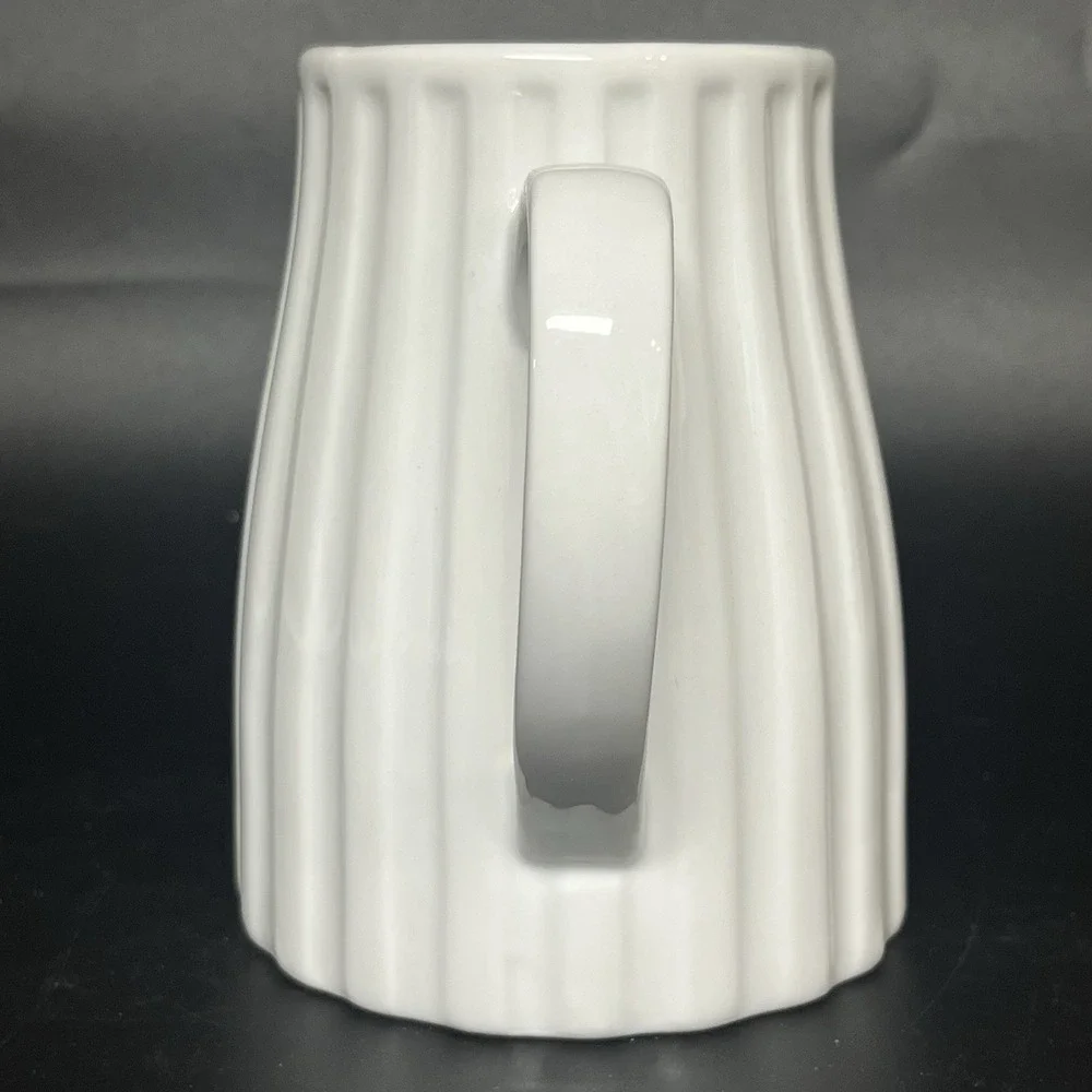 Crate & Barrel White Ribbed Design 3.75